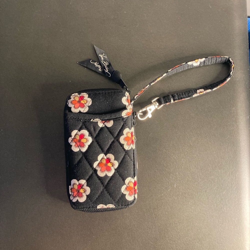Vera Bradley Wristlet Wallet (2). - Picture 11 of 16